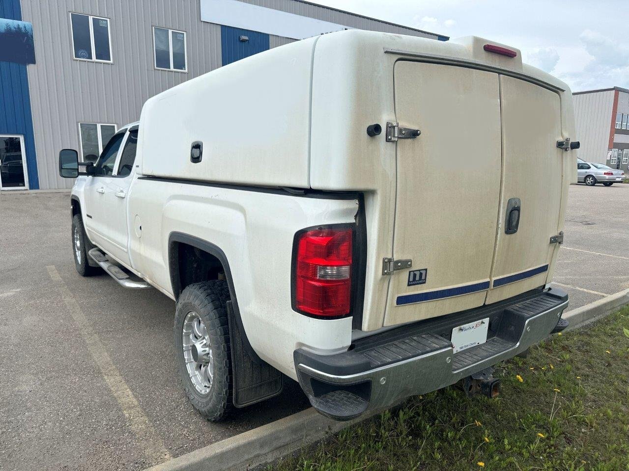 2015 GMC Sierra 3500 HD Double Cab with Tool Canopy #8652 JA