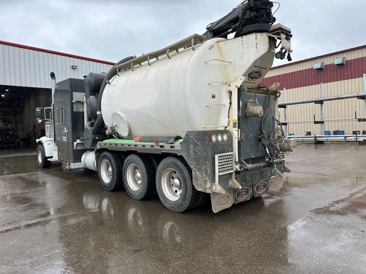 2015 Peterbilt 397 Tornado F4SL Hydrovac Truck #8638 JA