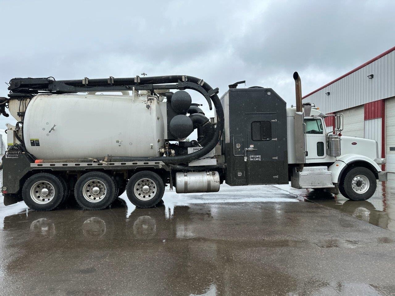 2015 Peterbilt 397 Tornado F4SL Hydrovac Truck #8638 JA