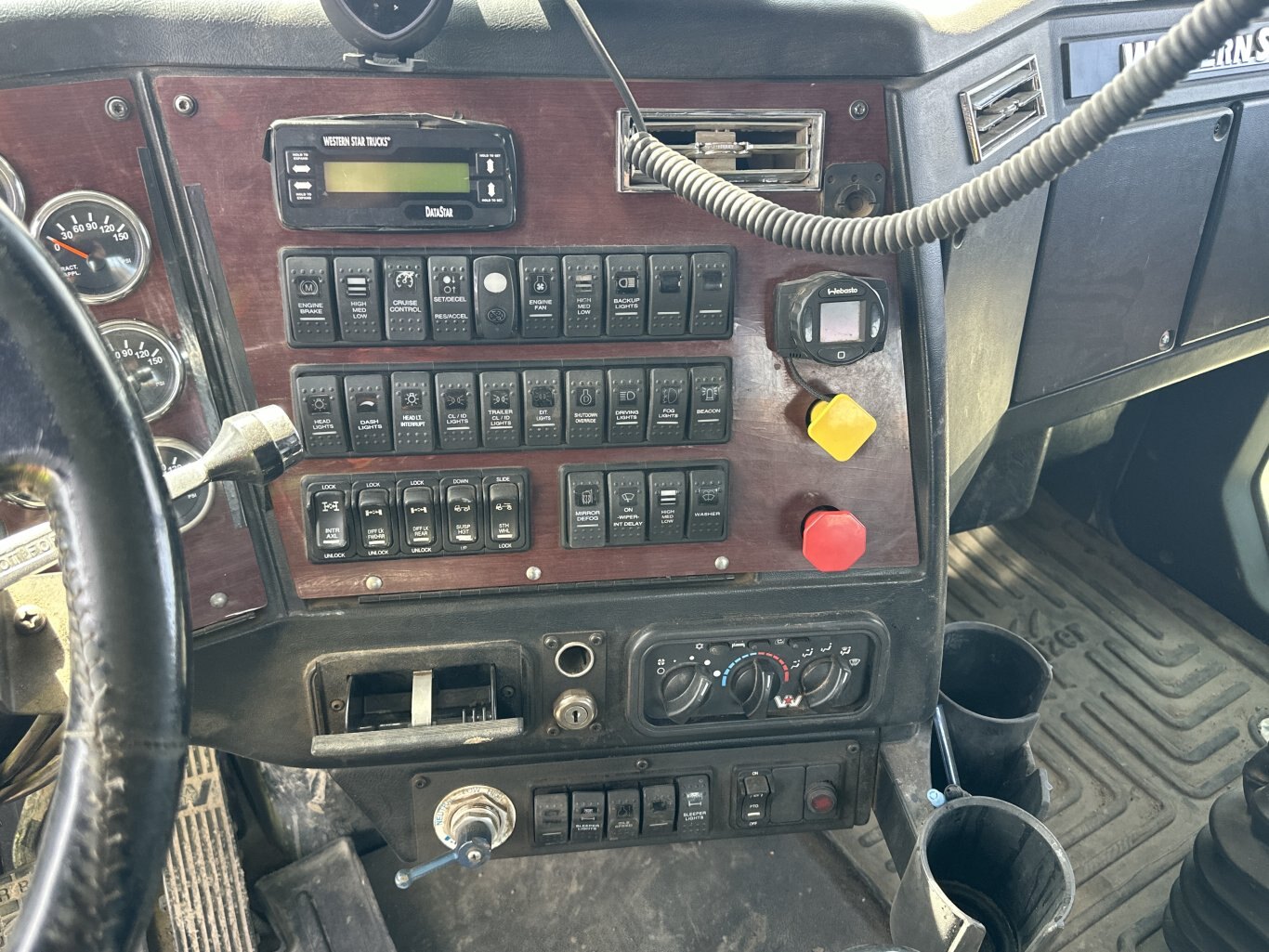 2015 Western Star 4900SA Sleeper Tandem Winch Truck #8623 JA