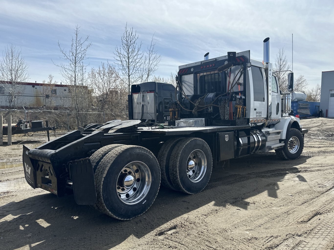 2015 Western Star 4900SA Sleeper Tandem Winch Truck #8623 JA