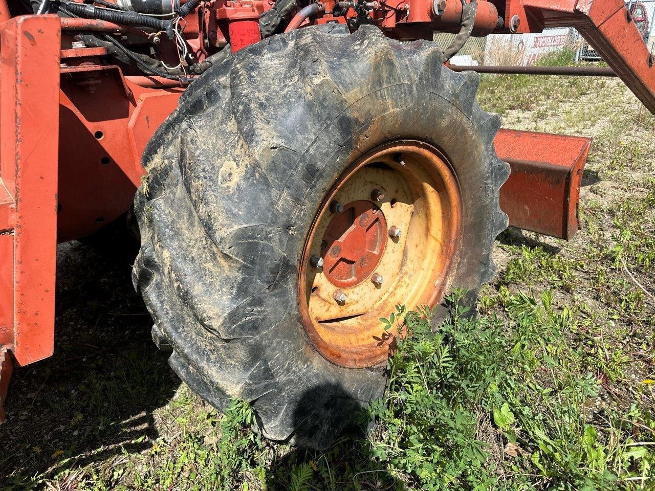 1999 Ditch Witch 8020T Ride on Trencher w Vibration Plow #8644 JA