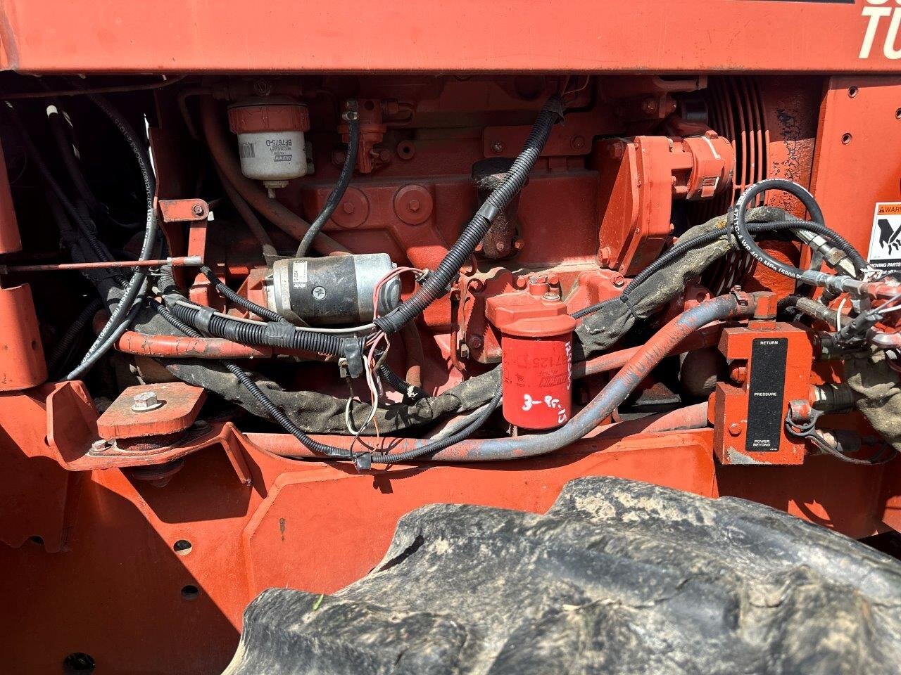 1999 Ditch Witch 8020T Ride on Trencher w Vibration Plow #8644 JA