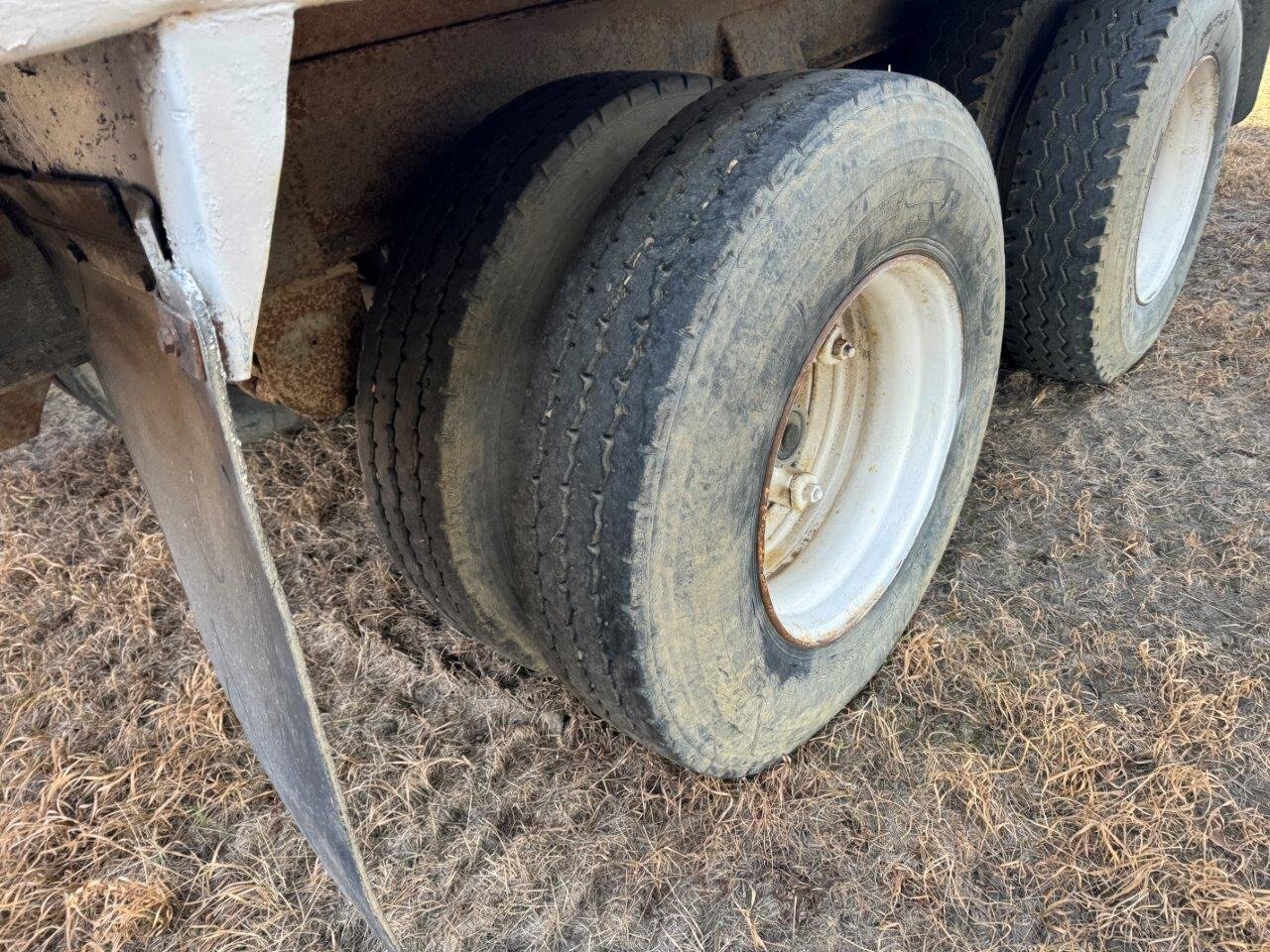 1986 Tandem Gravel Pup Trailer #8636 JP