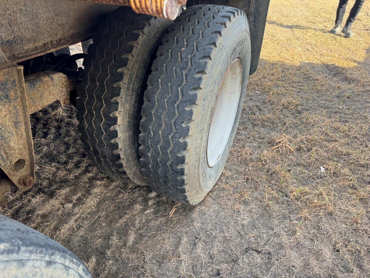 1986 Tandem Gravel Pup Trailer #8636 JP