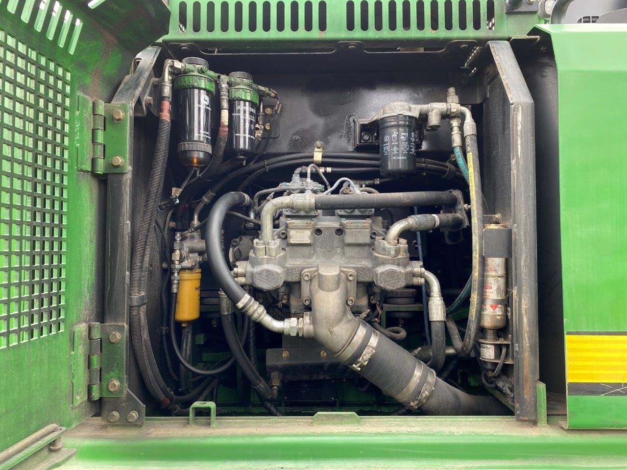 2014 John Deere 2154D Processor #8647 AS