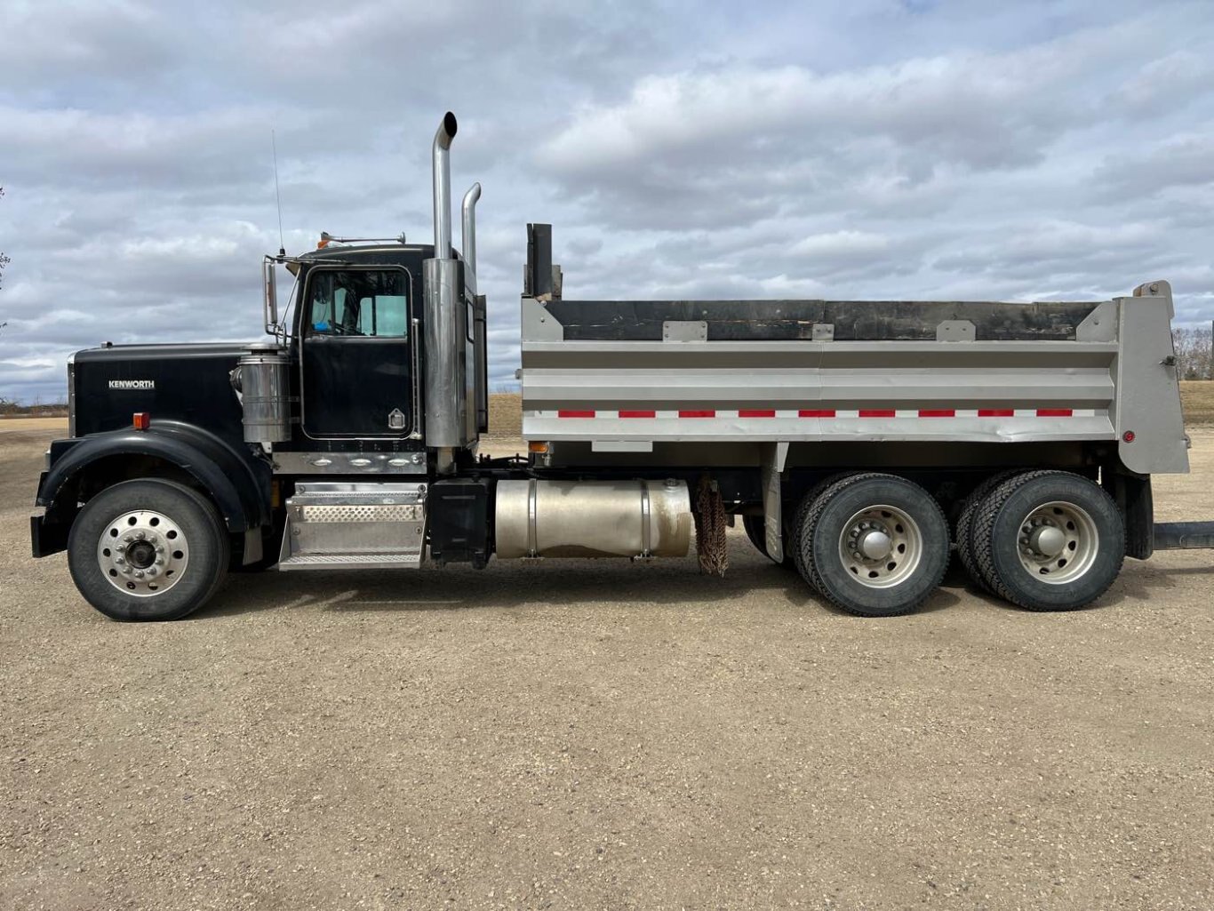 1995 Kenworth W900 Tandem Gravel Truck and 1999 Renn Tandem Pup Combo #8640 JF