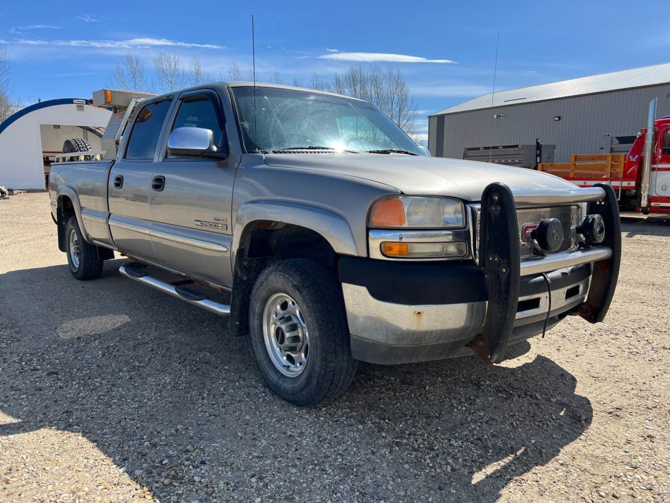 2002 GMC Sierra 2500HD CrewCab Pickup #8642 JF