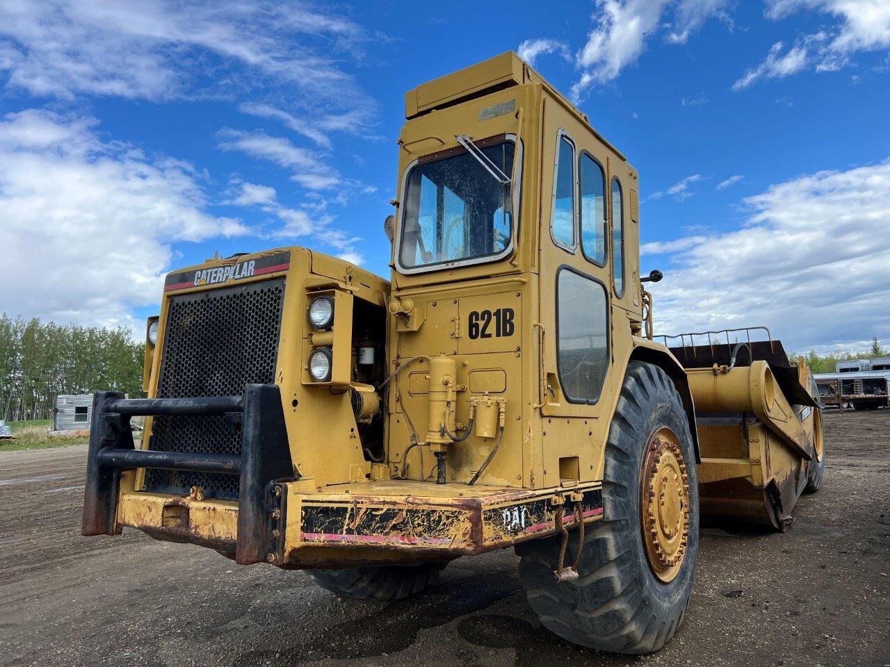 1985 CAT 621B Motorscraper *** Selling as a PAIR *** #8649 JF