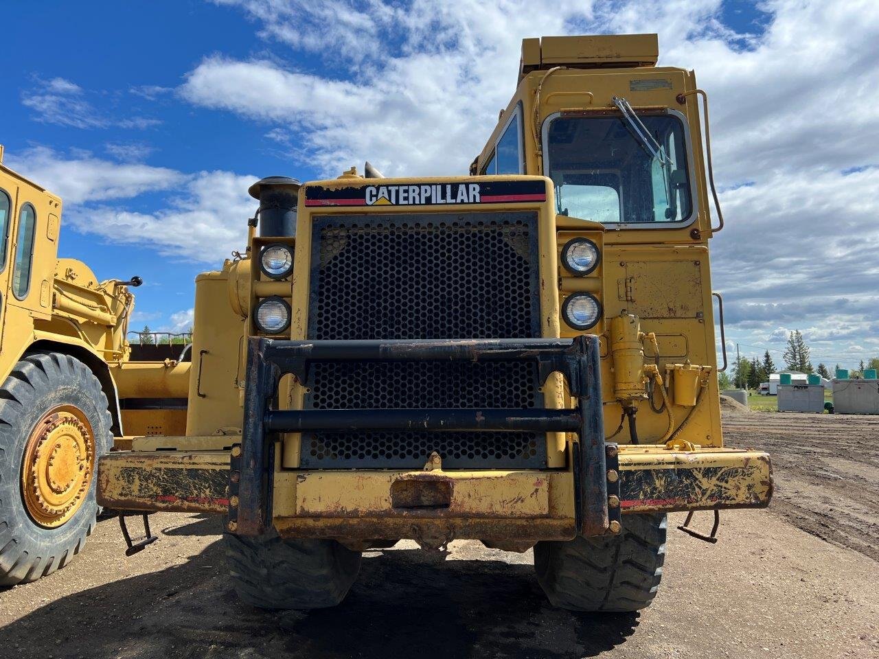 1985 CAT 621B Motorscraper *** Selling as a PAIR *** #8649 JF