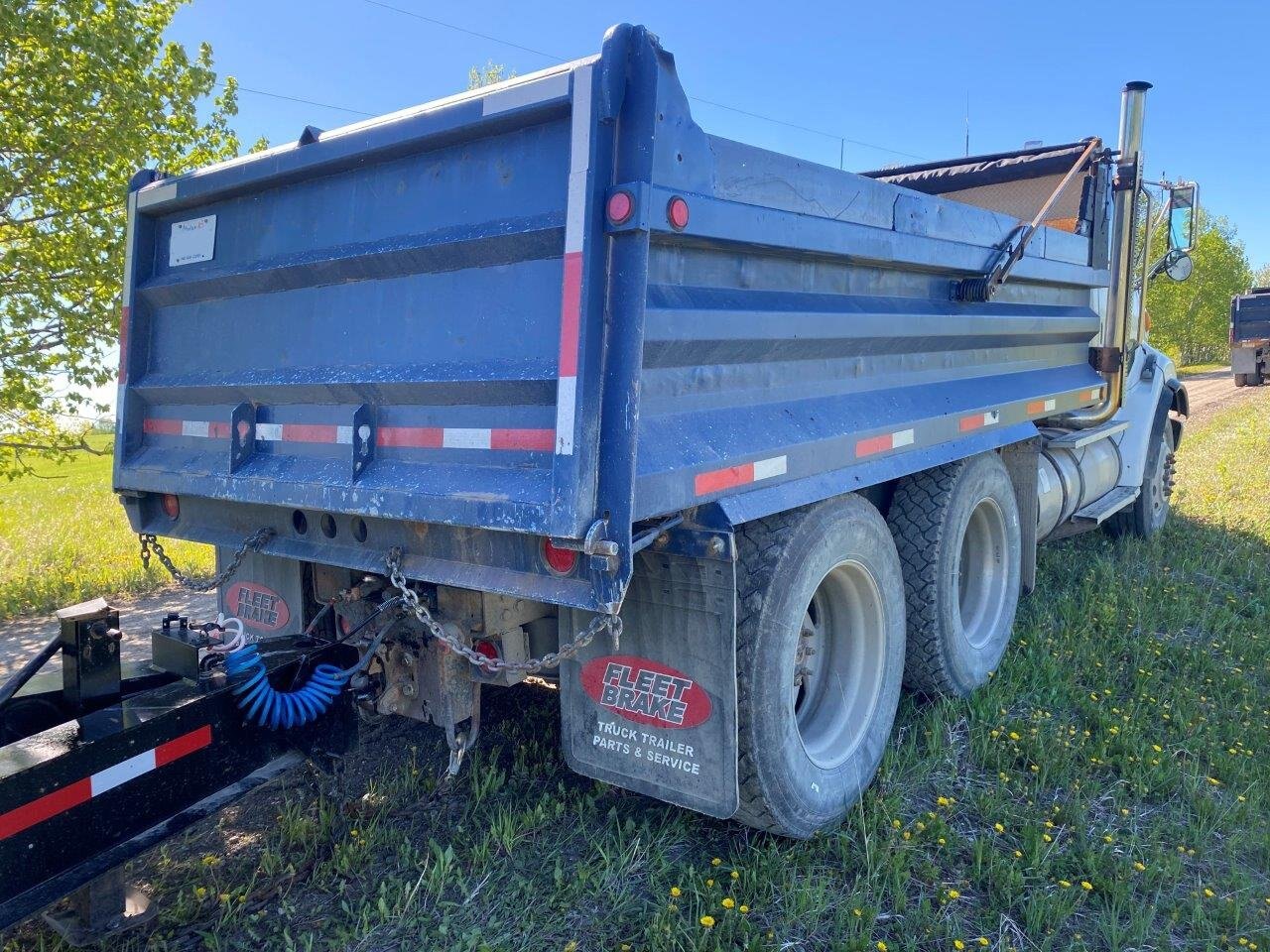 2001 Sterling LT 9500 Tandem Gravel Truck #8670 AS