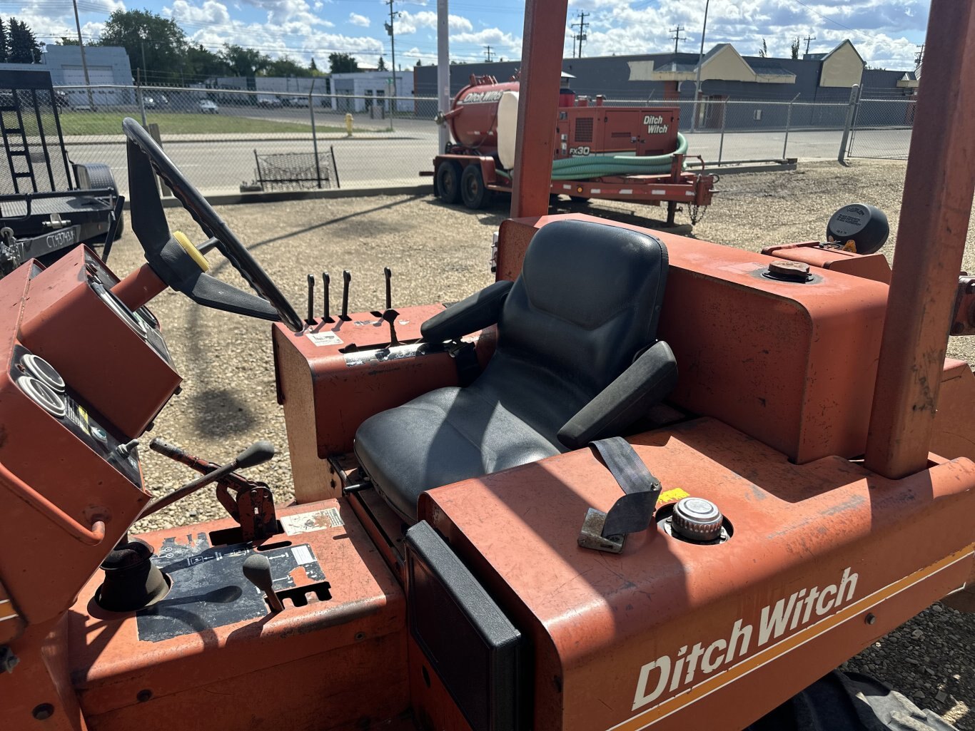 1988 Ditch Witch 4010DD Ride On Trencher #8680 JA