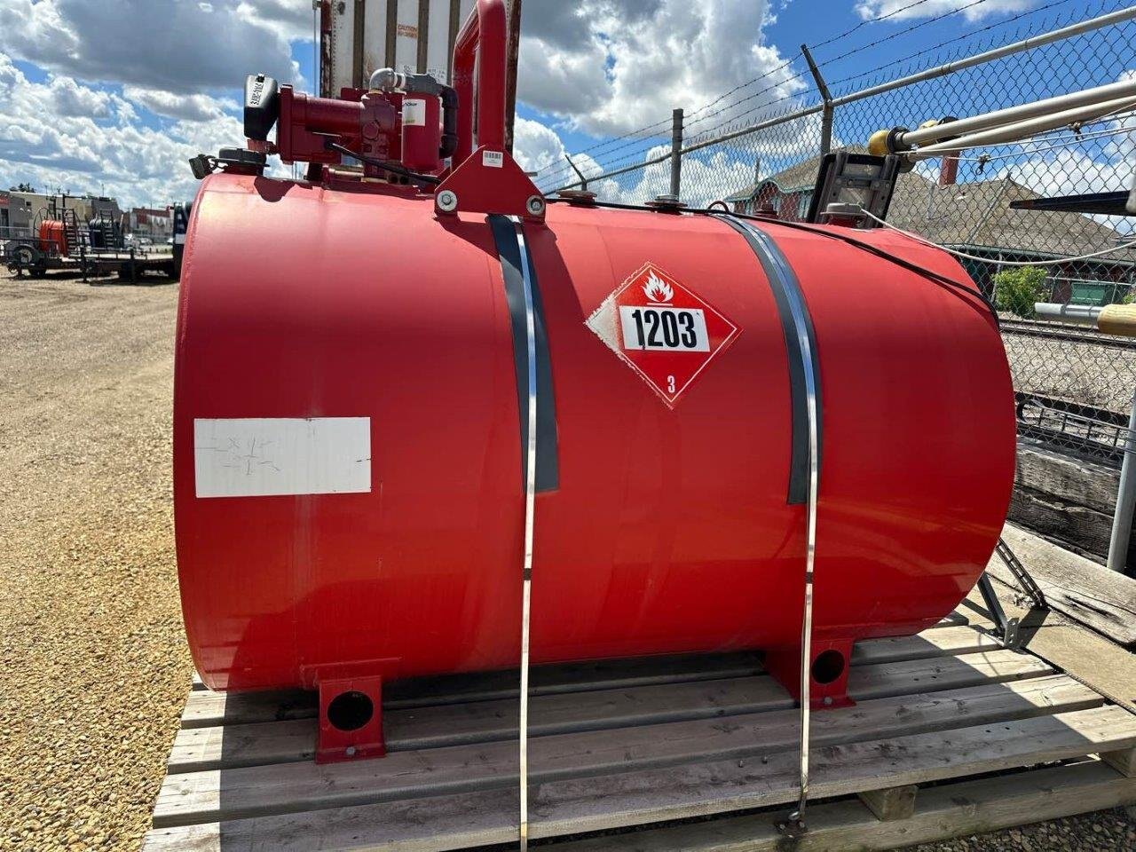 2008 Diesel/Gas Solar Powered Fuel Tanks LIKE NEW #8683 JA