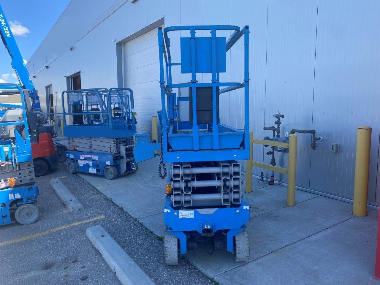 2014 Genie 2632 Scissor Lift #8859 AS