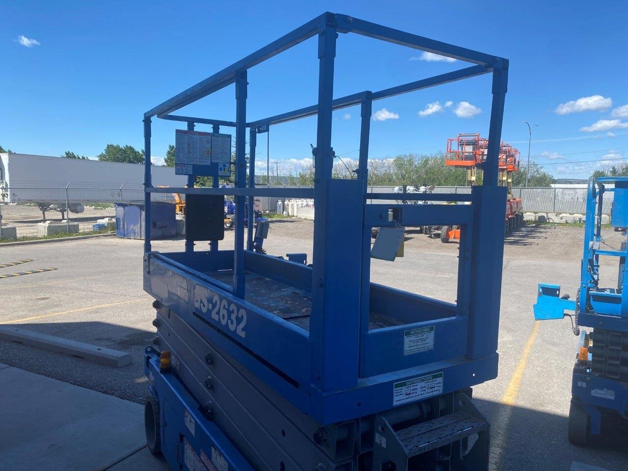 2014 Genie 2632 Scissor Lift #8859 AS