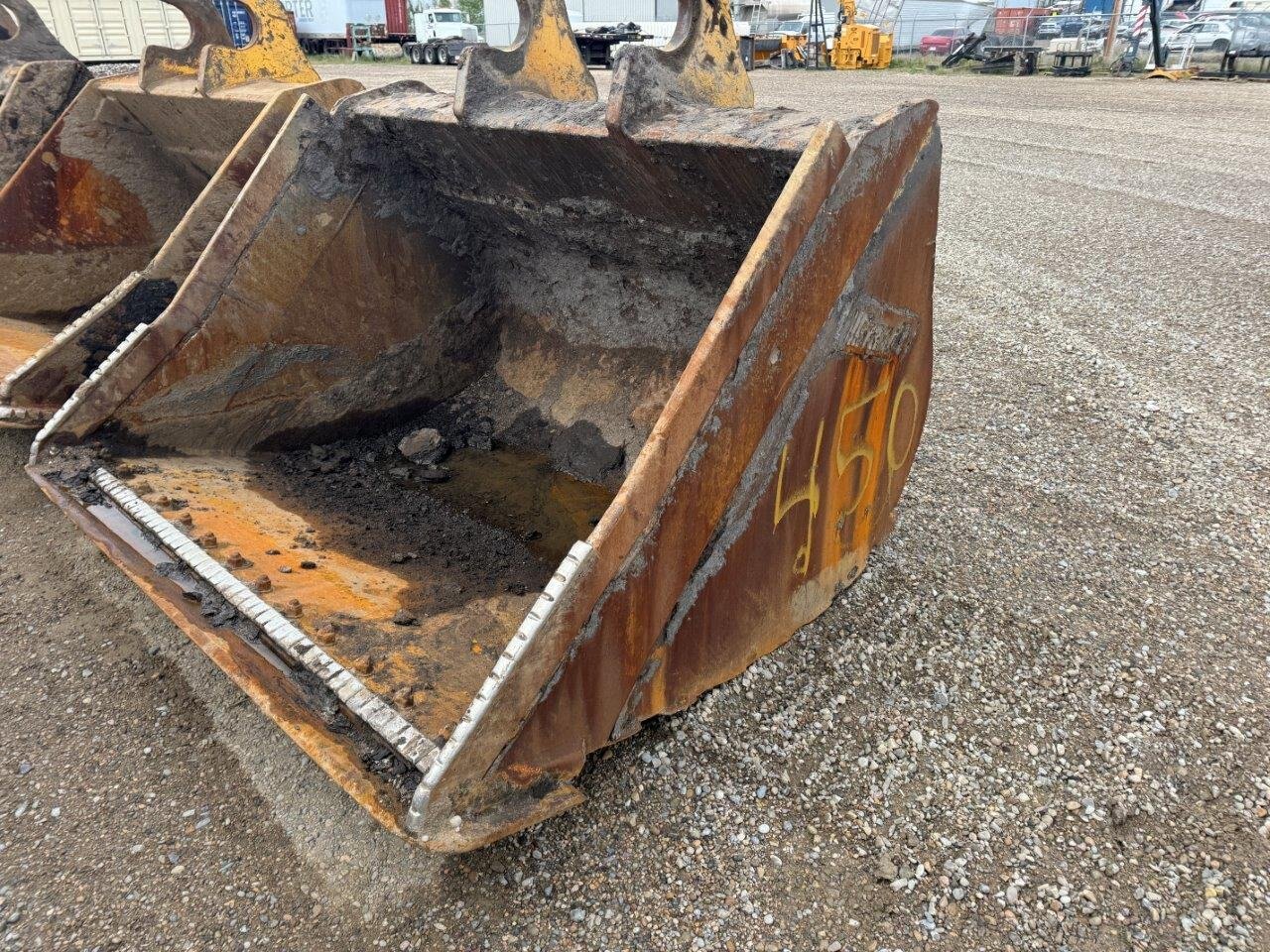 400 Series Excavator Clean Up Bucket 84 inch #10327 JPH