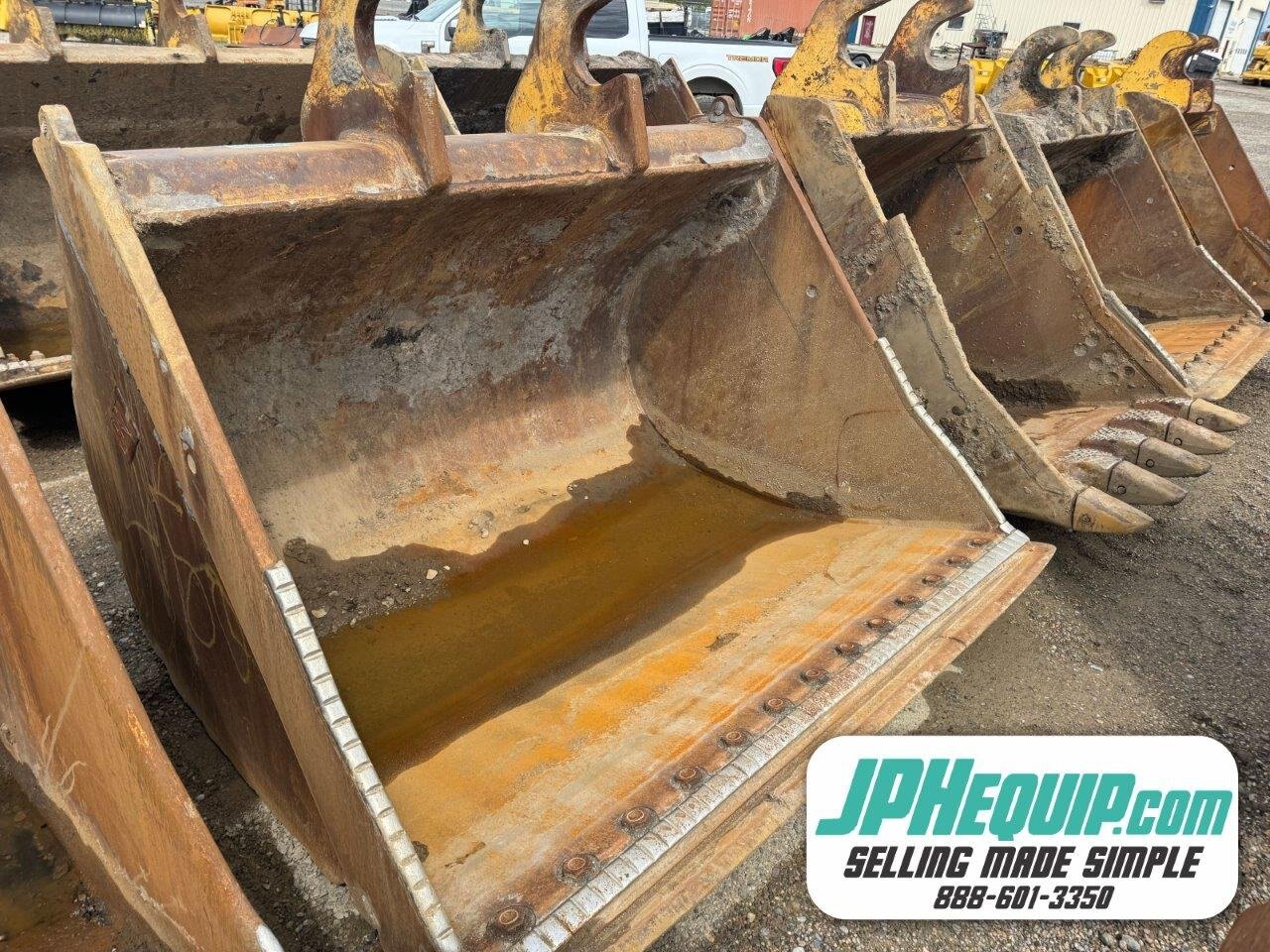 400 Series Excavator Clean Up Bucket 84 inch- #10330 JPH