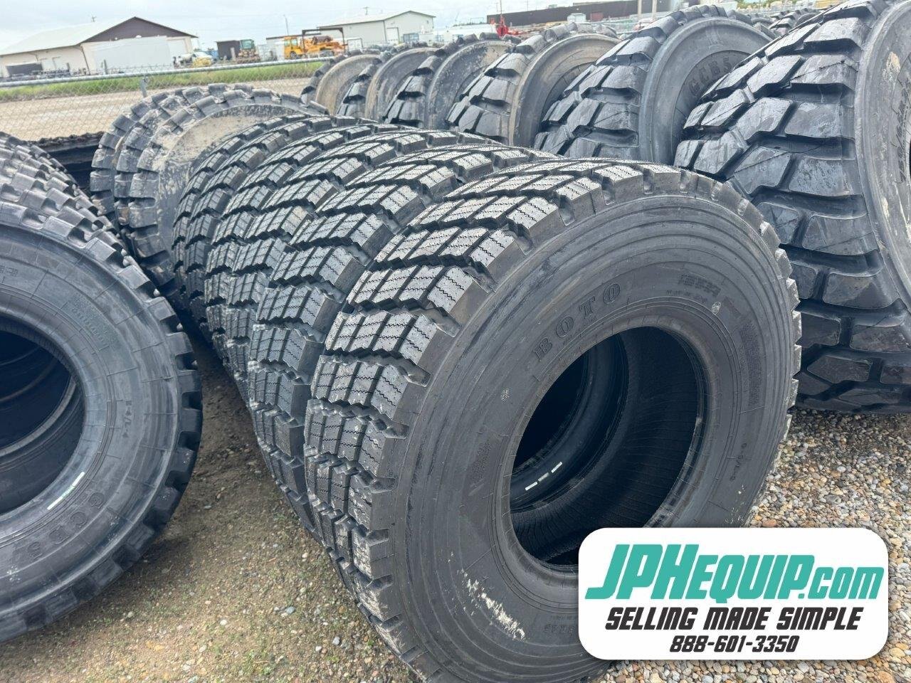 17.5R25 GCAS+ L3 Radial Snow Tires - #8860 JPH