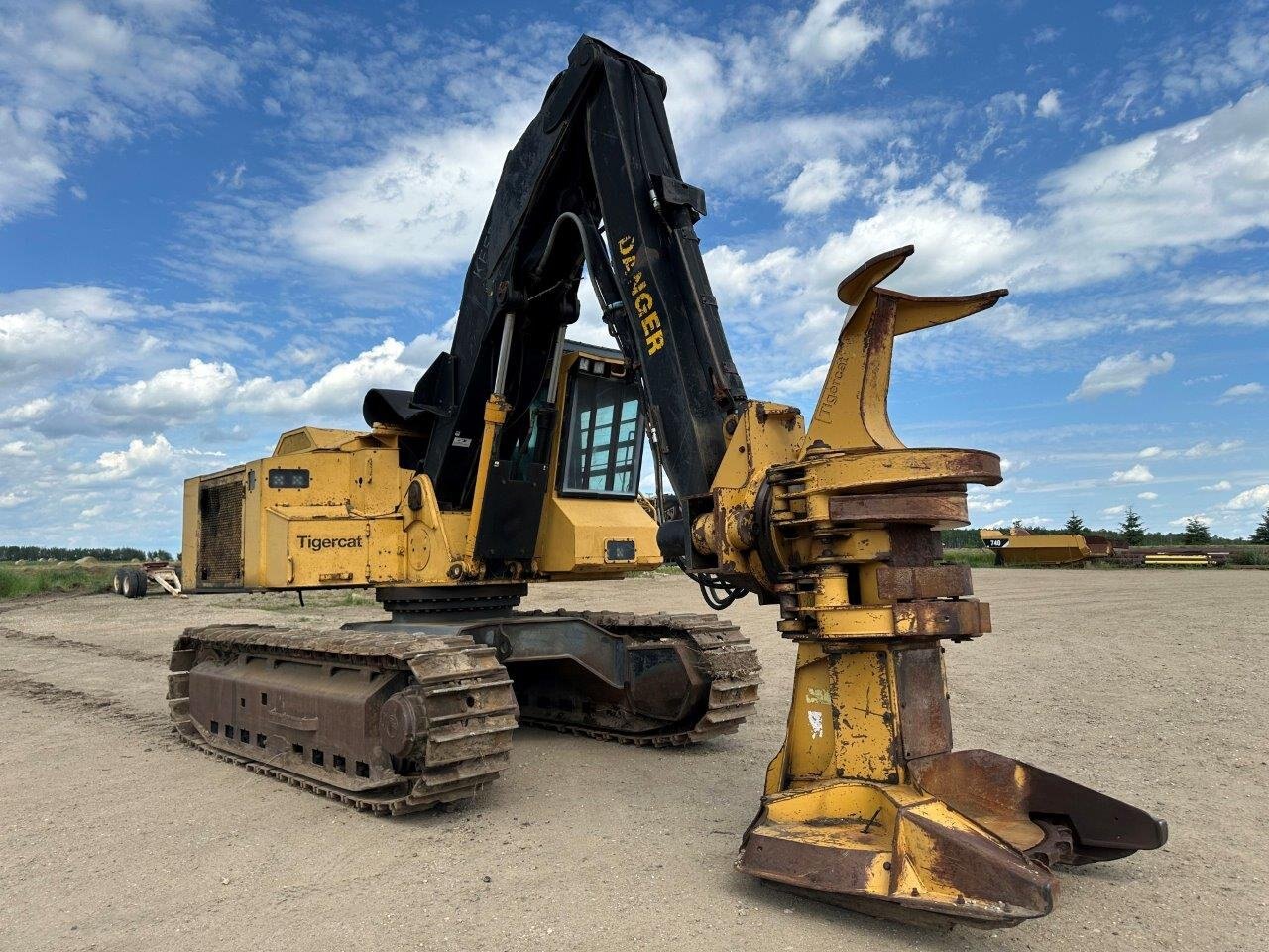 2008 Tigercat 860 Track Feller Buncher #8866 JA