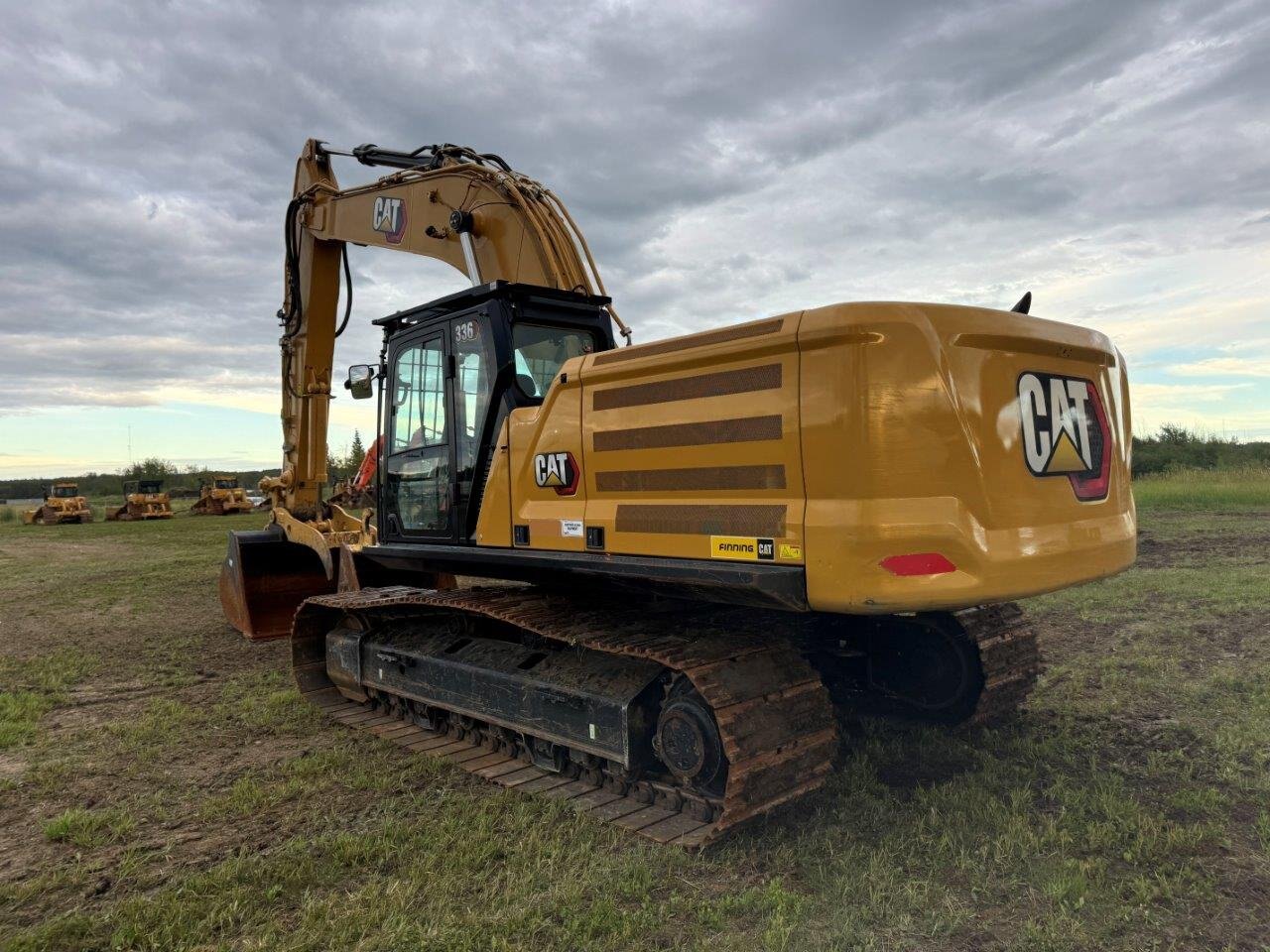 2022 Caterpillar Excavator 336 with Thumb #8887 JP