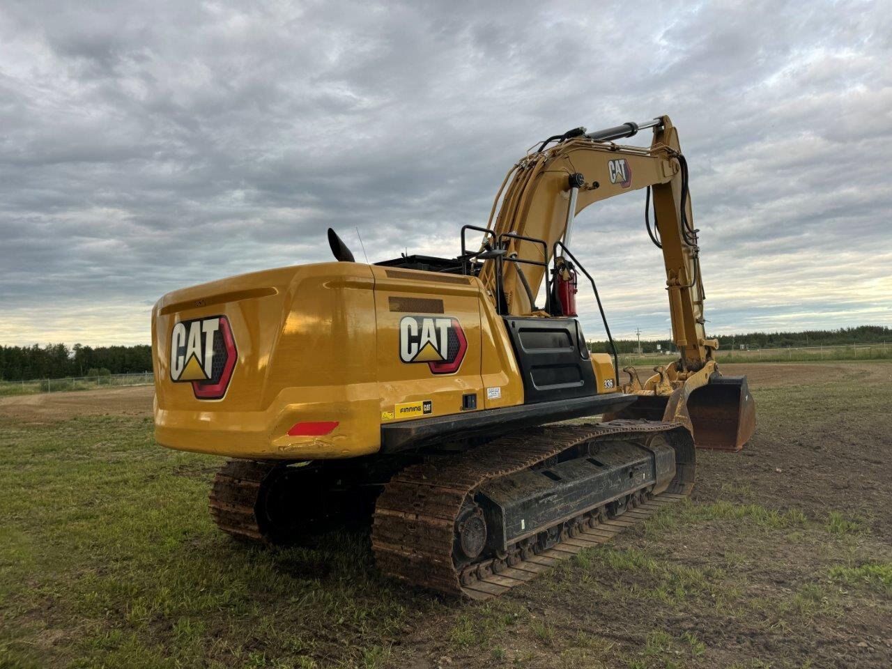 2022 Caterpillar Excavator 336 with Thumb #8887 JP