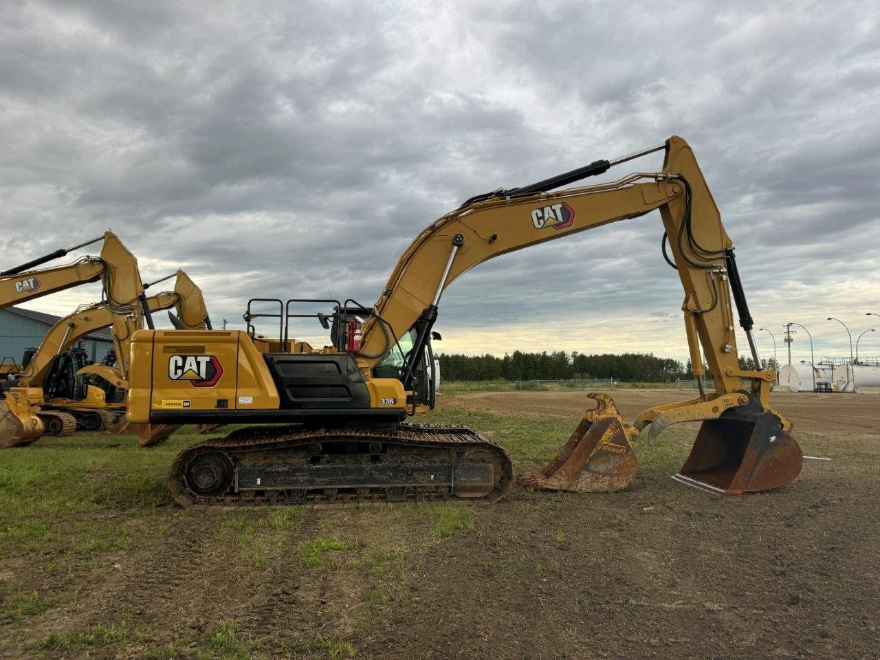 2022 Caterpillar Excavator 336 with Thumb #8887 JP