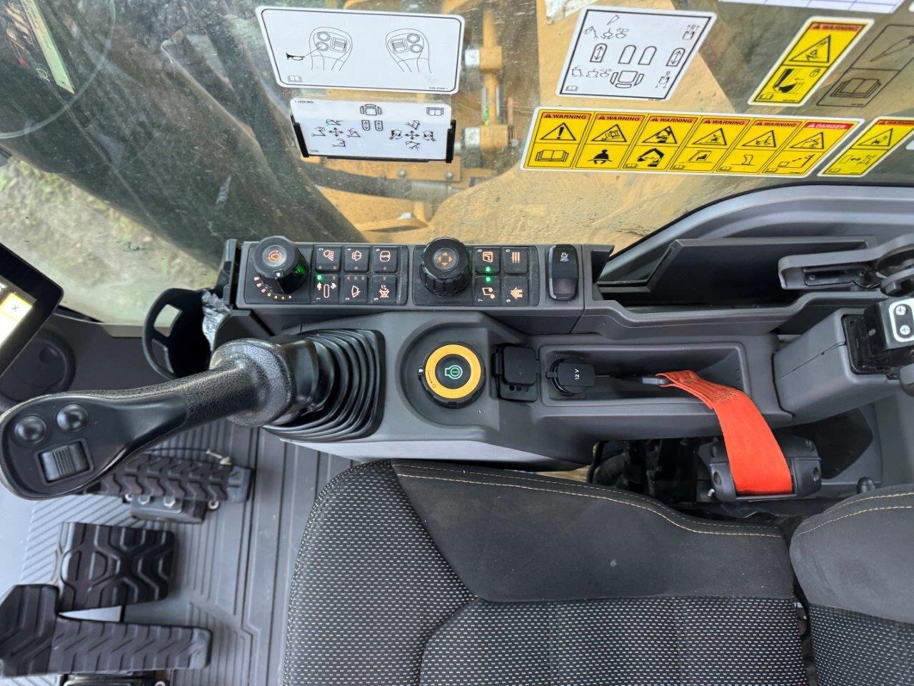 2022 Caterpillar Excavator 336 with Thumb #8887 JP