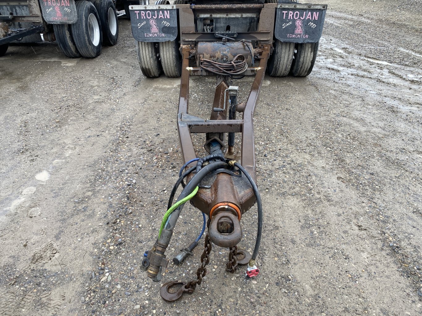 2016 Kenworth T800 Triaxle Gravel Truck with 2015 Trojan Quad Dump Wagon *Selling as a Pair* #8613 BP