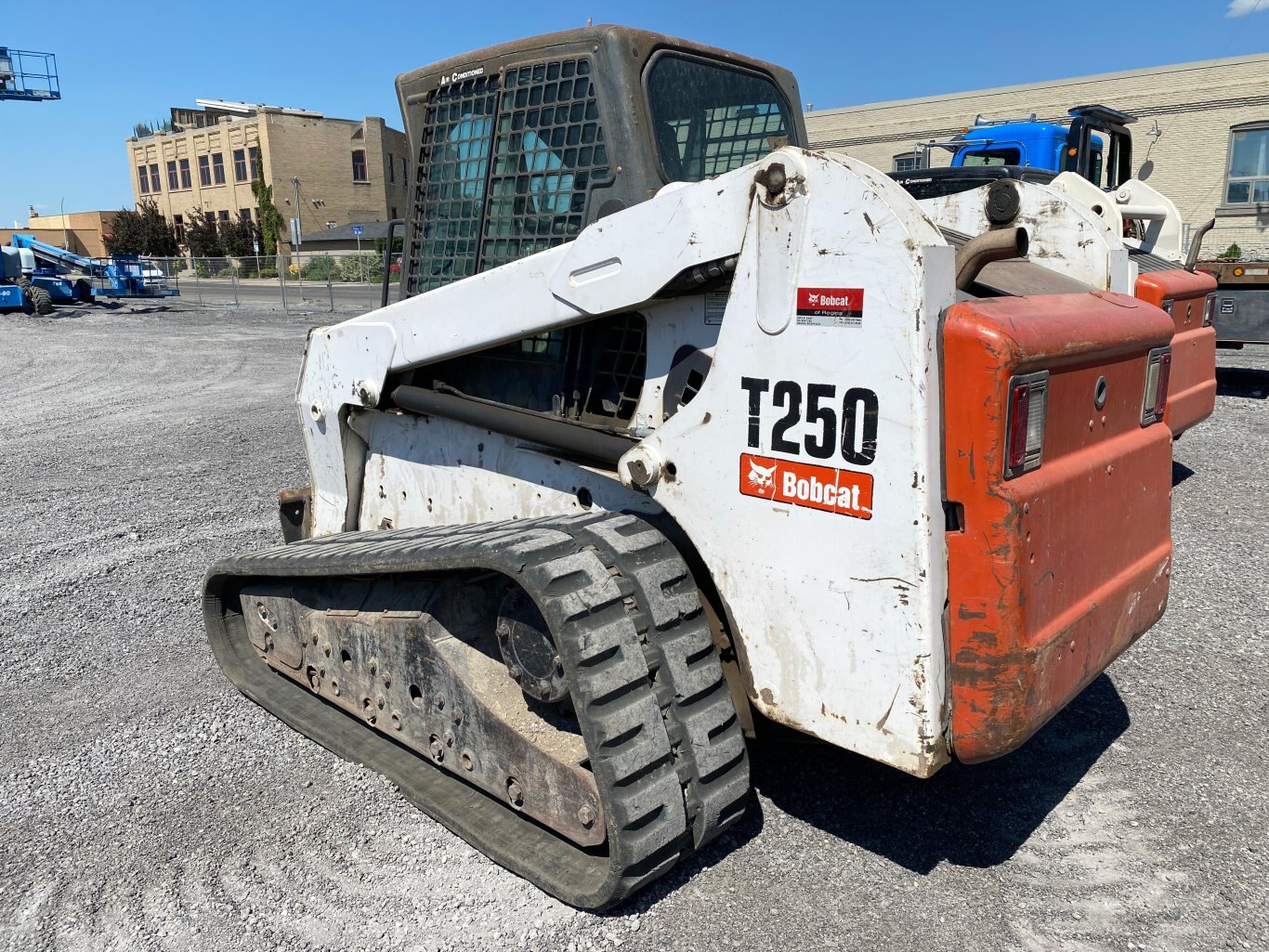 2009 Bobcat T250 Skid Steer #8904 BP