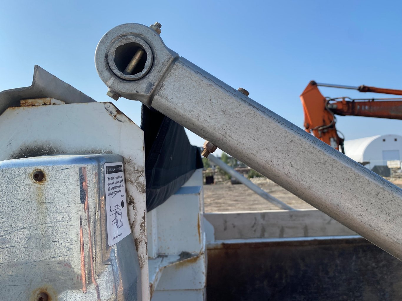 2014 Mack CXU613 Tandem Gravel/Dump Truck #8905 AS