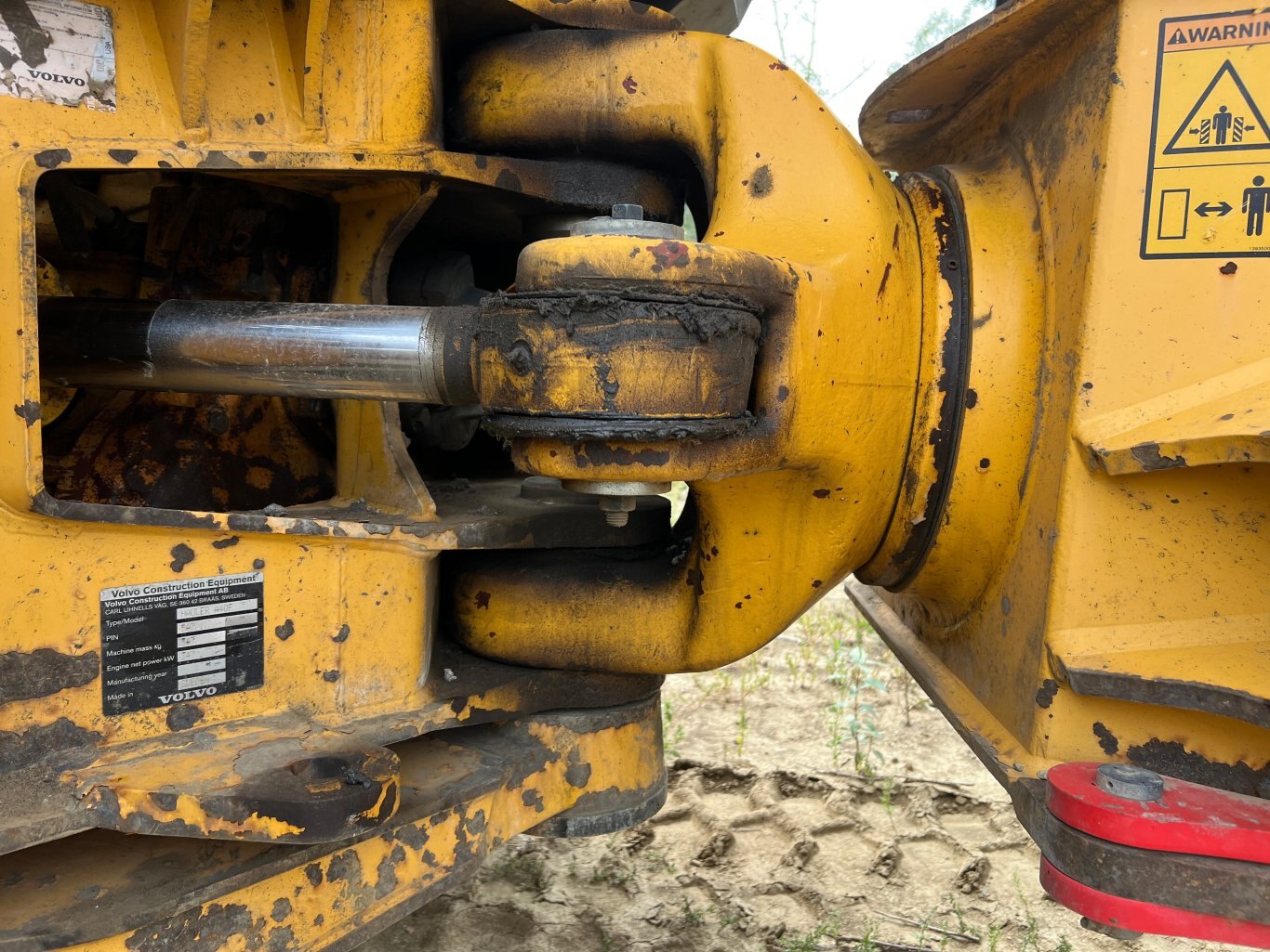 2013 Volvo A40F Articulating Dump Truck #8925 JF