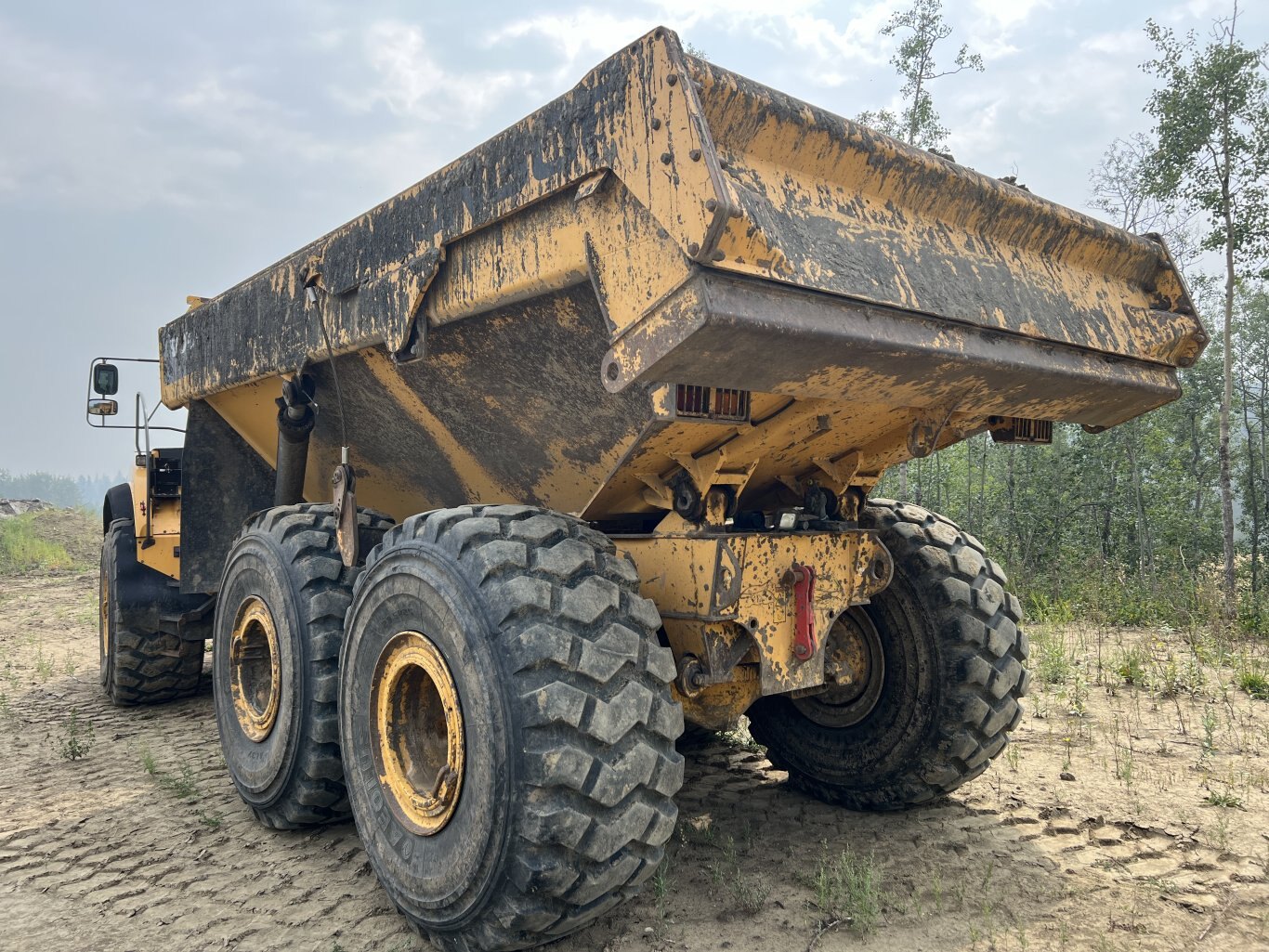 2013 Volvo A40F Articulating Dump Truck #8925 JF