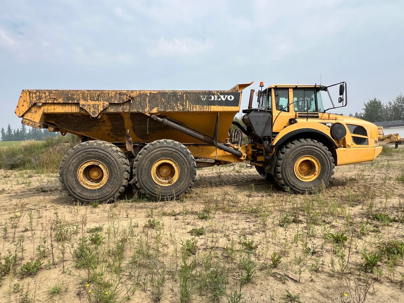 2013 Volvo A40F Articulating Dump Truck #8925 JF