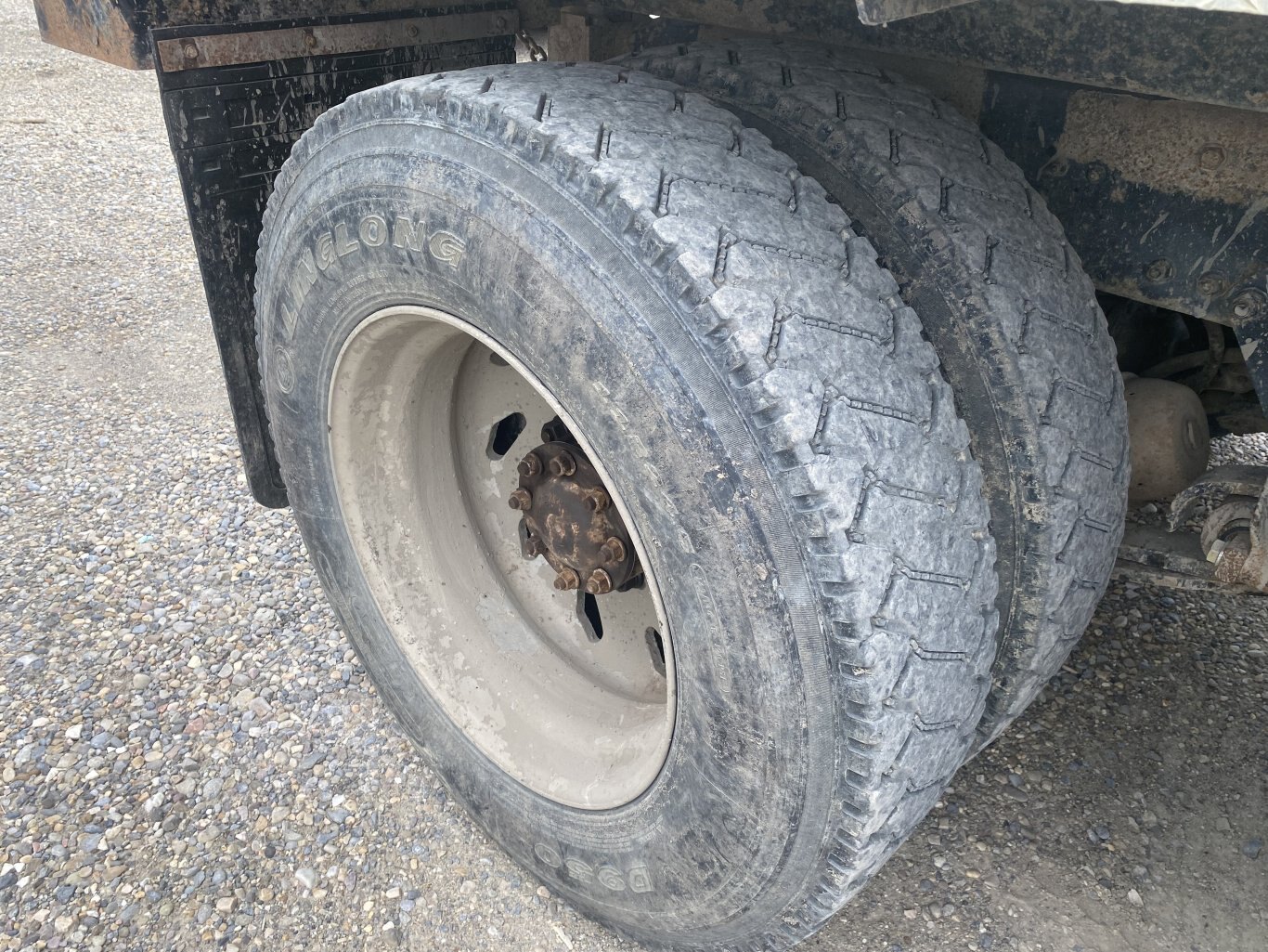 1997 Freightliner Gravel Truck 8942 AS