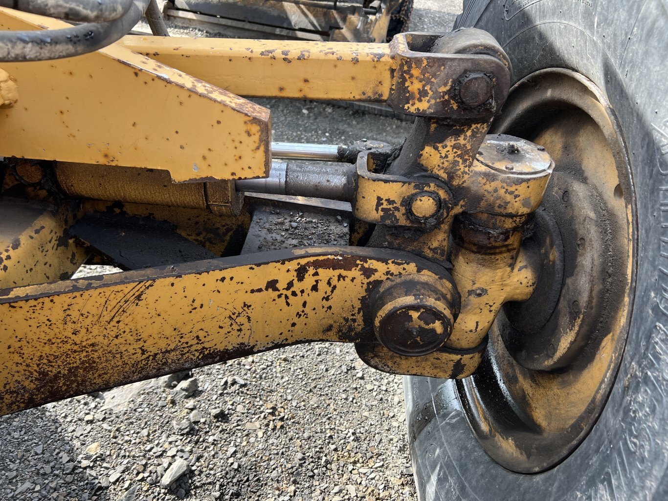 1996 Champion 780A Motorgrader with snow wing and front dozer 8940 JF