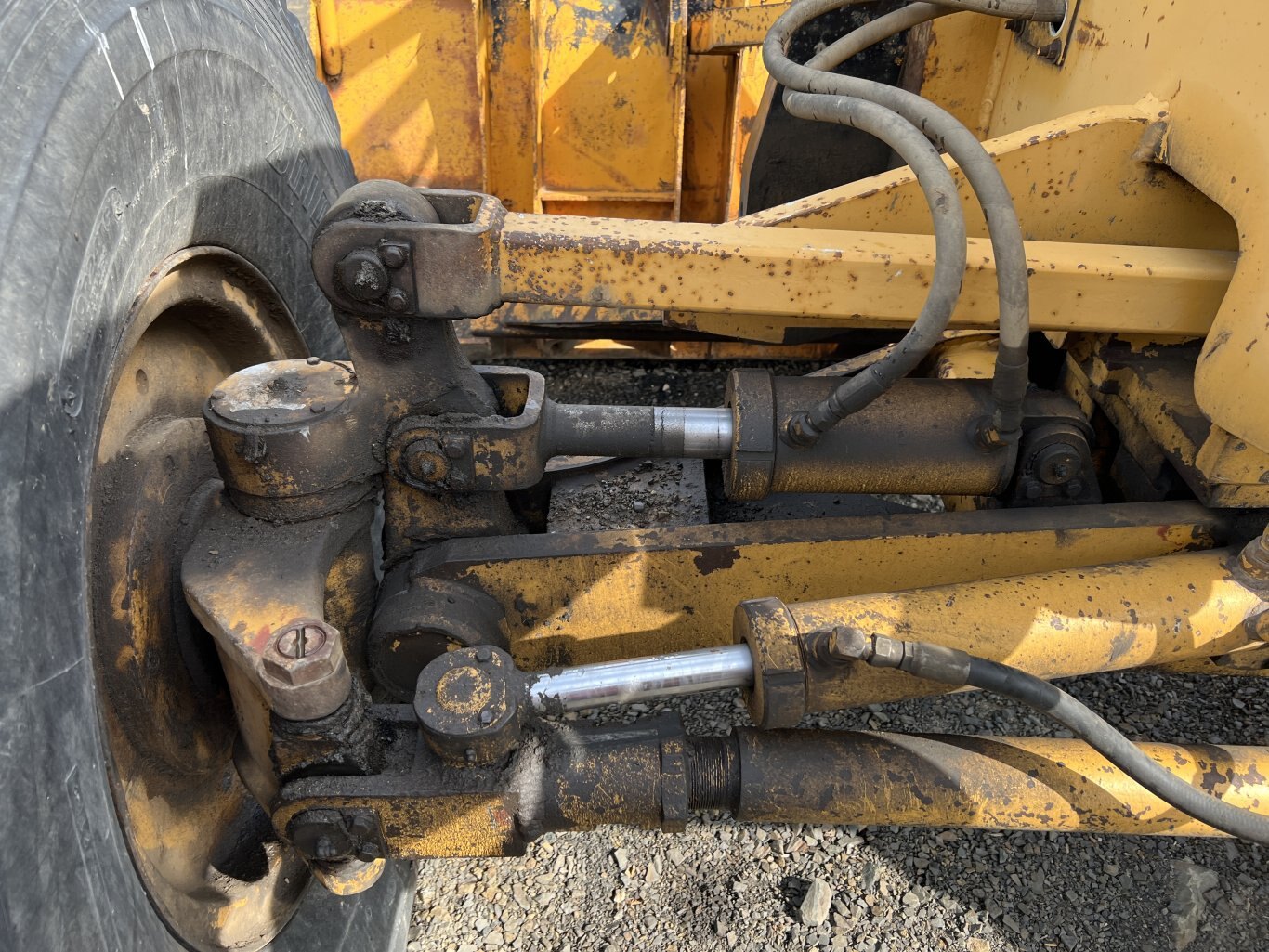 1996 Champion 780A Motorgrader with snow wing and front dozer 8940 JF