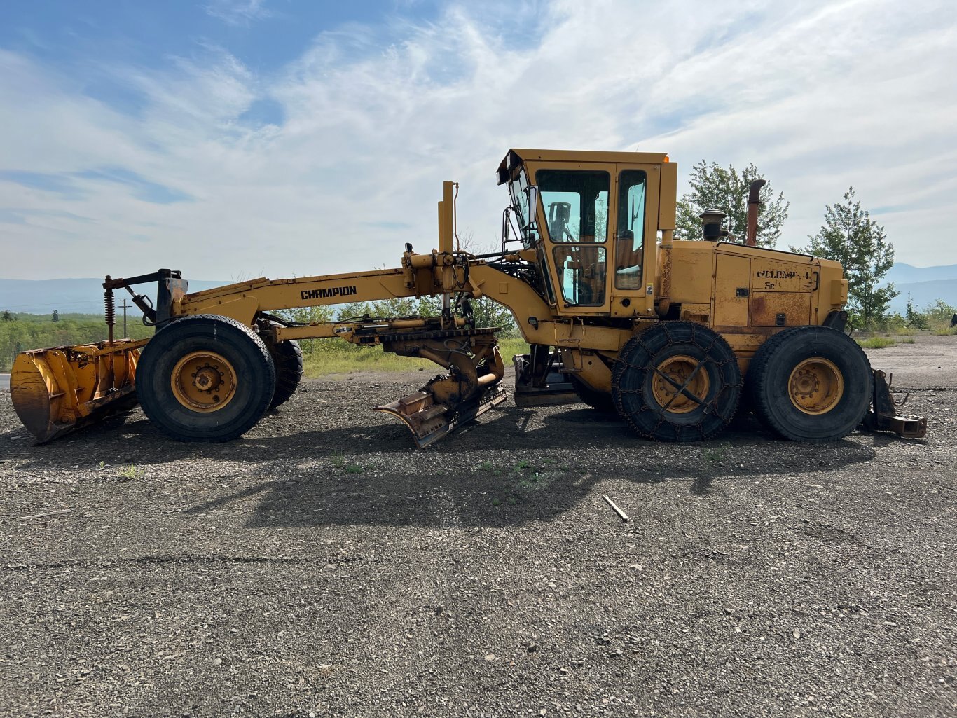 1996 Champion 780A Motorgrader with snow wing and front dozer 8940 JF