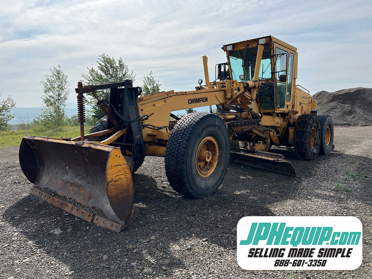 1996 Champion 780A Motorgrader with snow wing and front dozer - 8940 JF