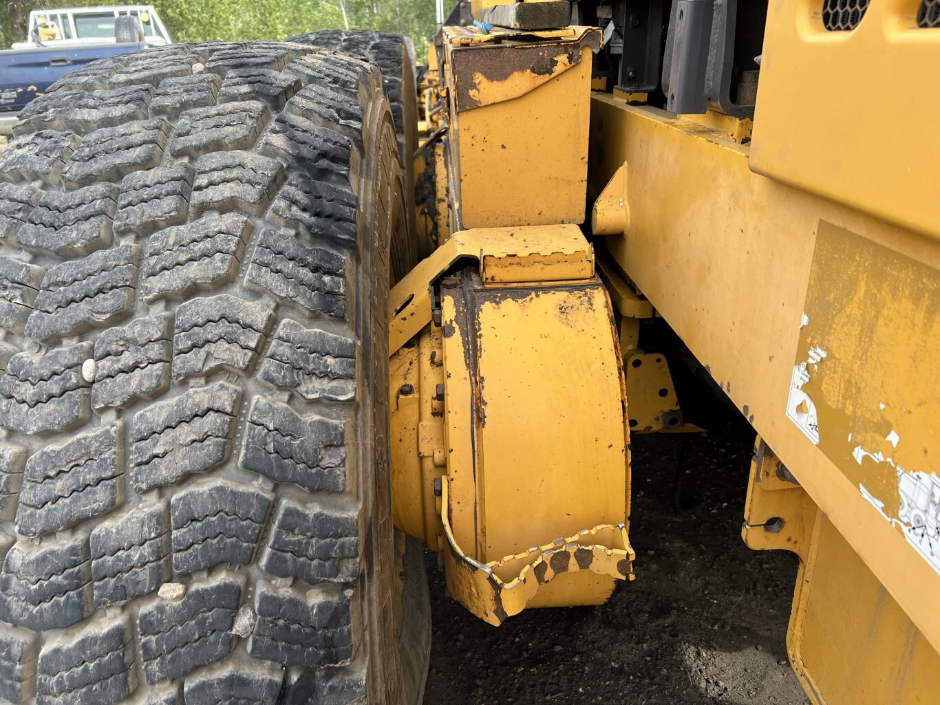 2010 Volvo G976 Motorgrader with snow wing and front dozer 8941 JF