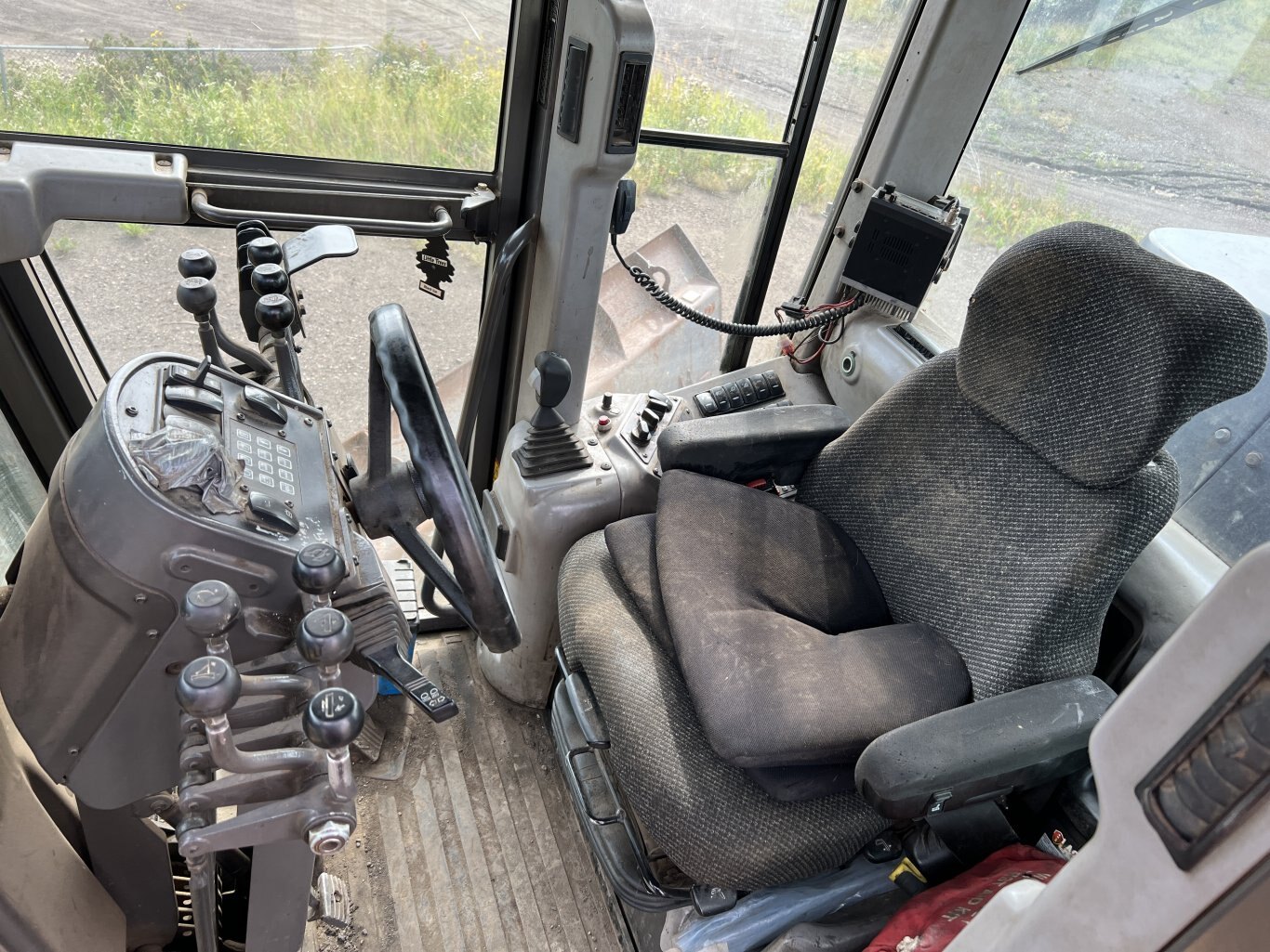 2010 Volvo G976 Motorgrader with snow wing and front dozer 8941 JF