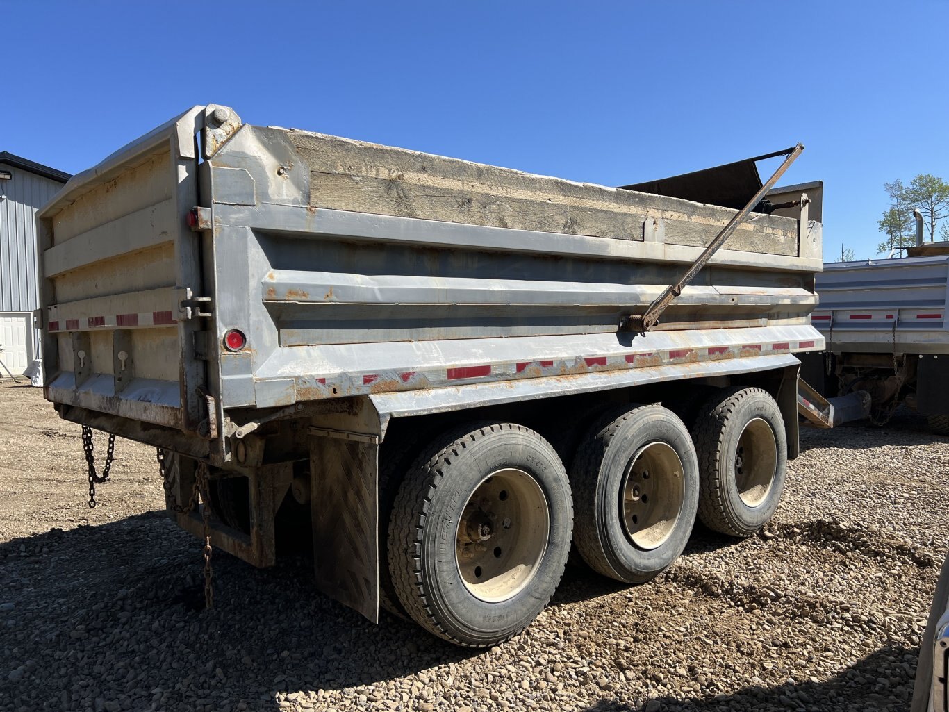 1999 Renn SL1700 Triaxle Gravel Pup Trailer 8615 JF