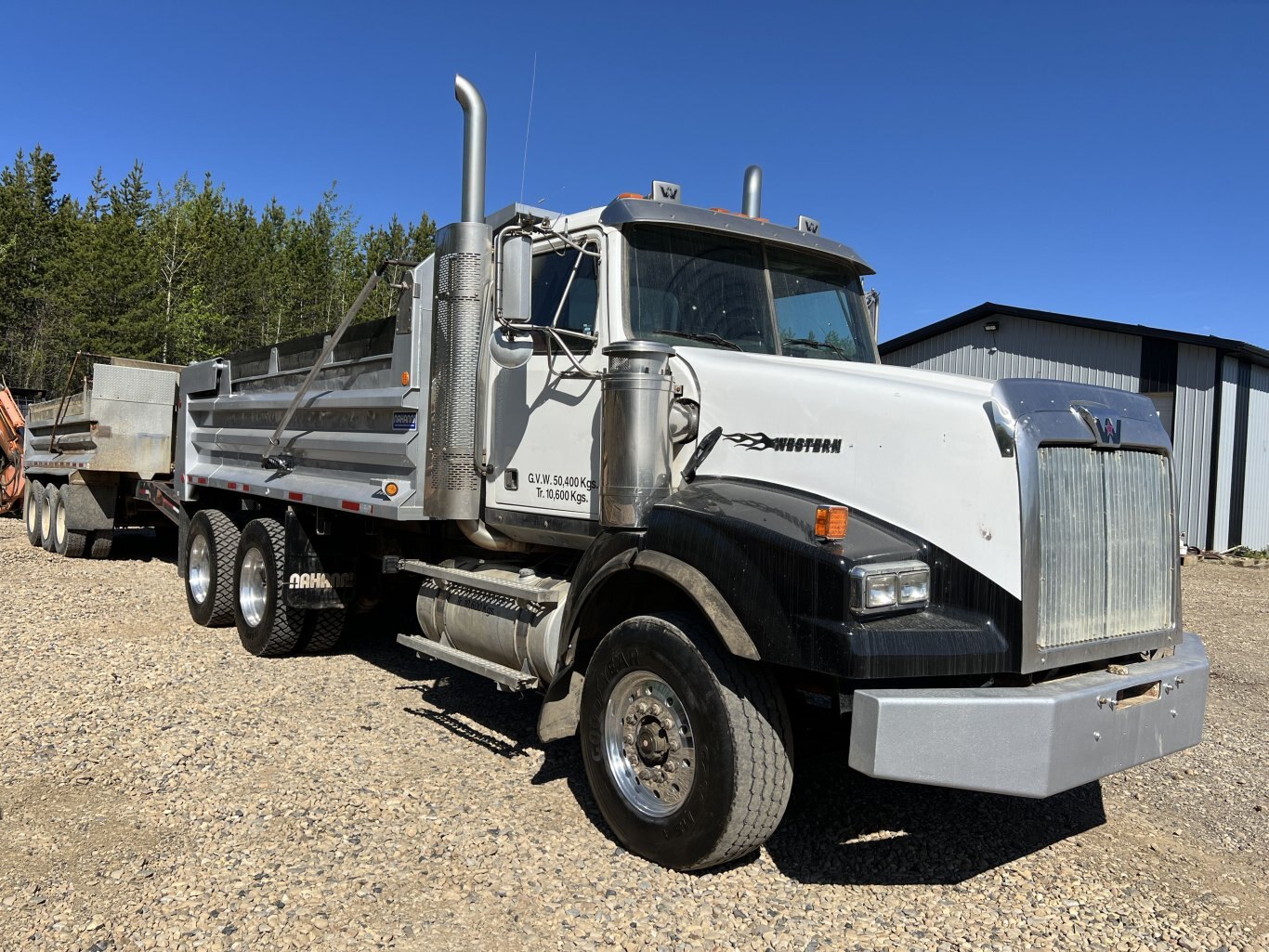 2004 Western Star 4900SA Tandem Dump Truck and 1999 Renn TA Pup 8617 JF