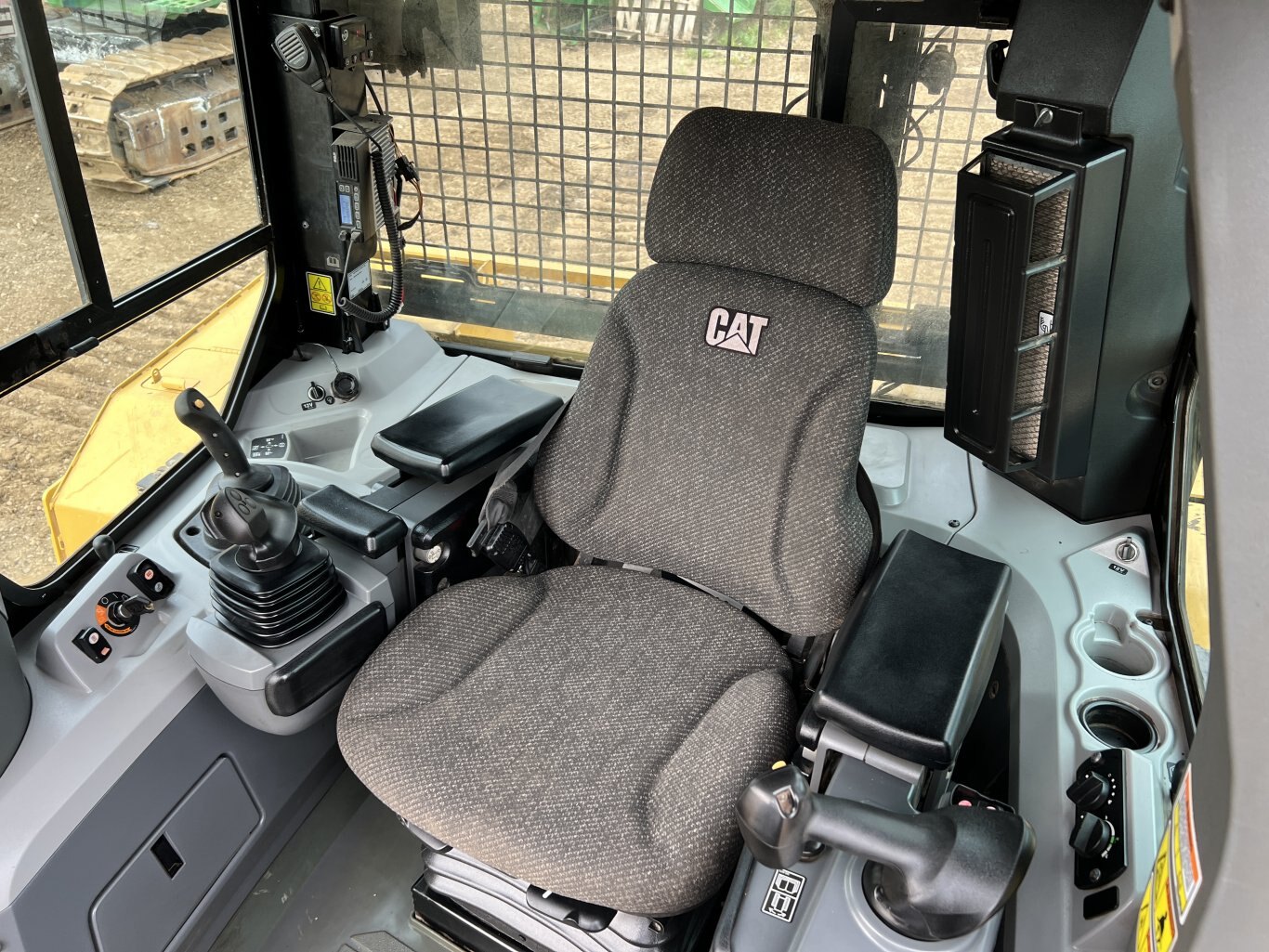 2015 CAT D7E LGP Dozer 8964 JF