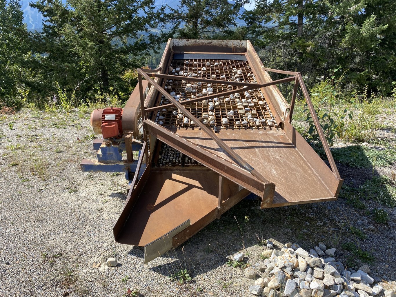 1994 Clemad Buzer Rock and Aggregate Screener 8979 AS