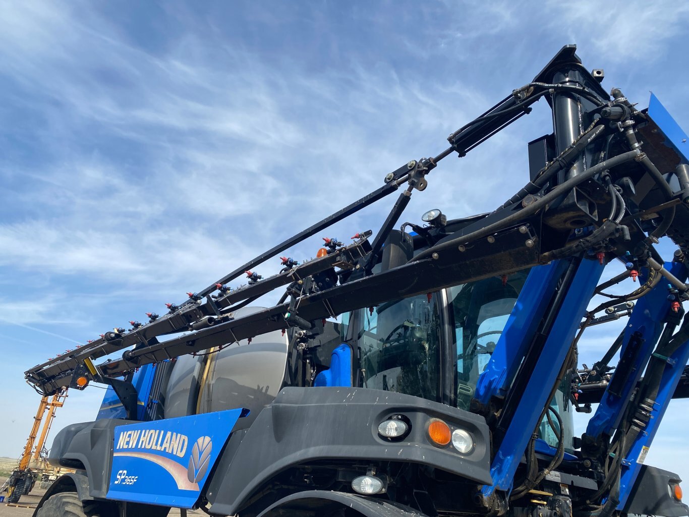 2013 New Holland Guardian SP.365F Sprayer 120 ft Boom 8984 BP