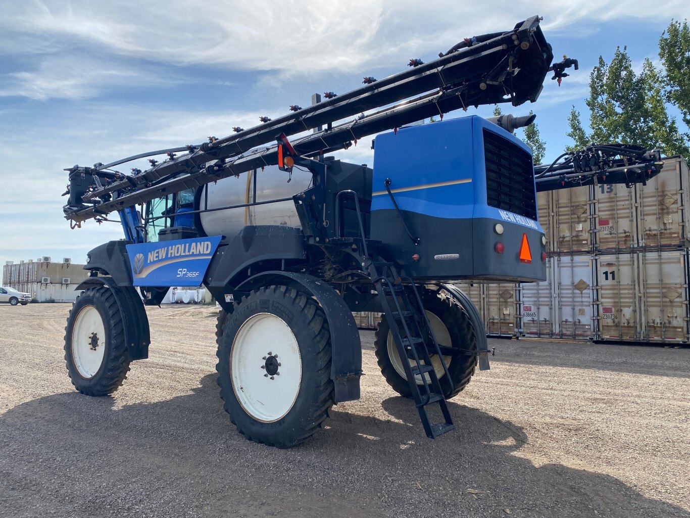 2013 New Holland Guardian SP.365F Sprayer 120 ft Boom 8984 BP