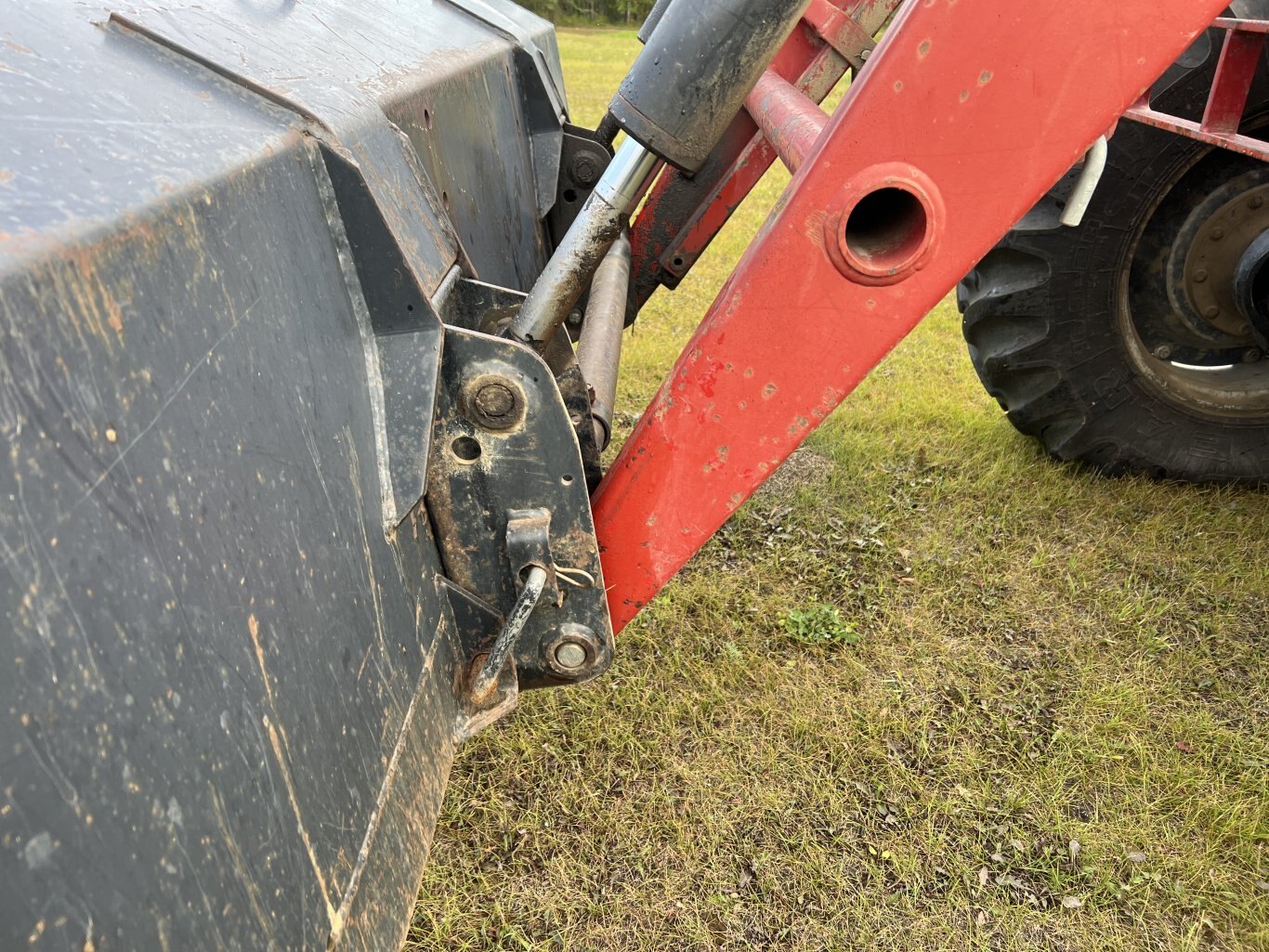 1990 Case IH 7110 4x4 Tractor with Loader plus 8986 JF