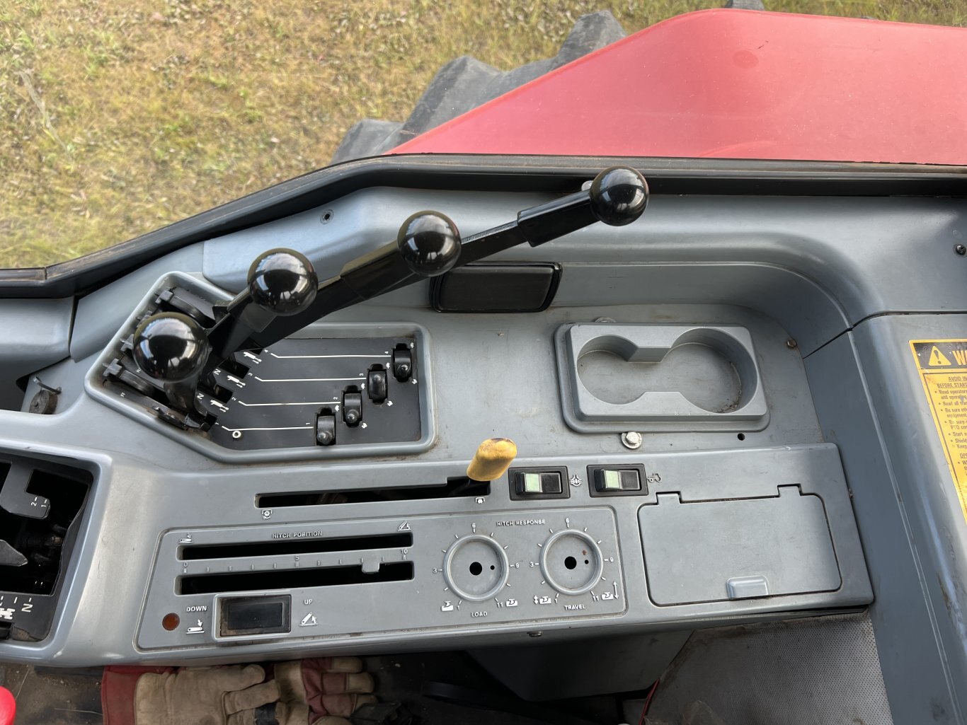 1990 Case IH 7110 4x4 Tractor with Loader plus 8986 JF