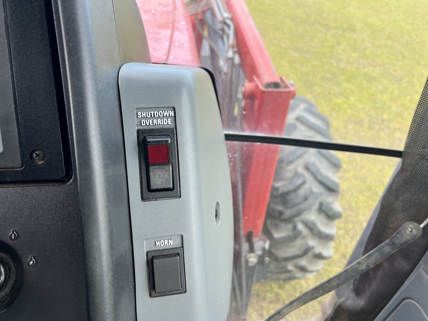 1990 Case IH 7110 4x4 Tractor with Loader plus 8986 JF