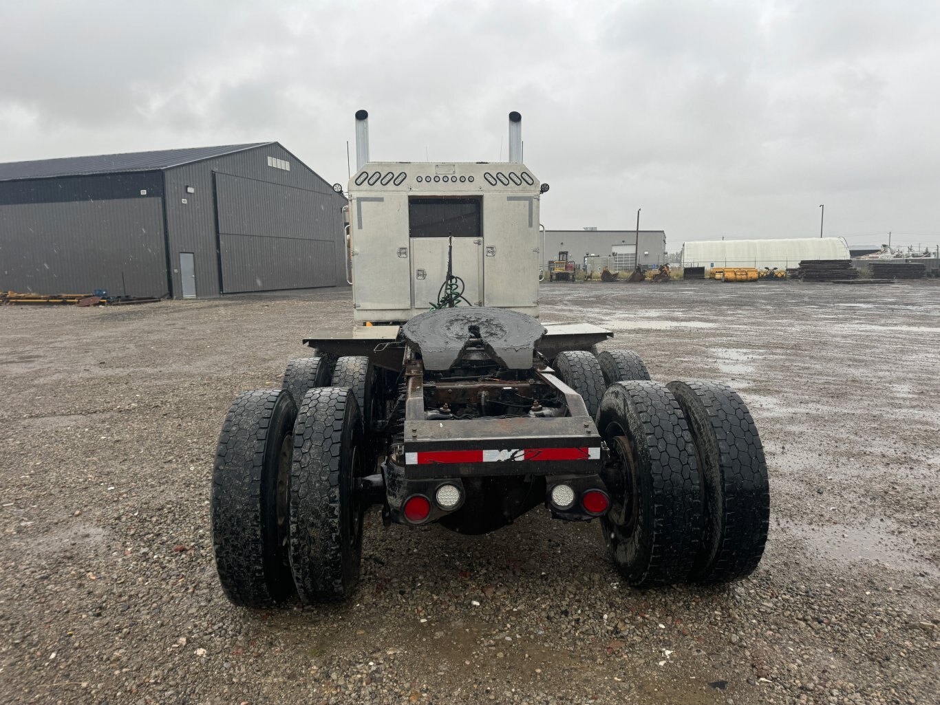 2010 Peterbilt 367 600 hp Triaxle 8996 JP